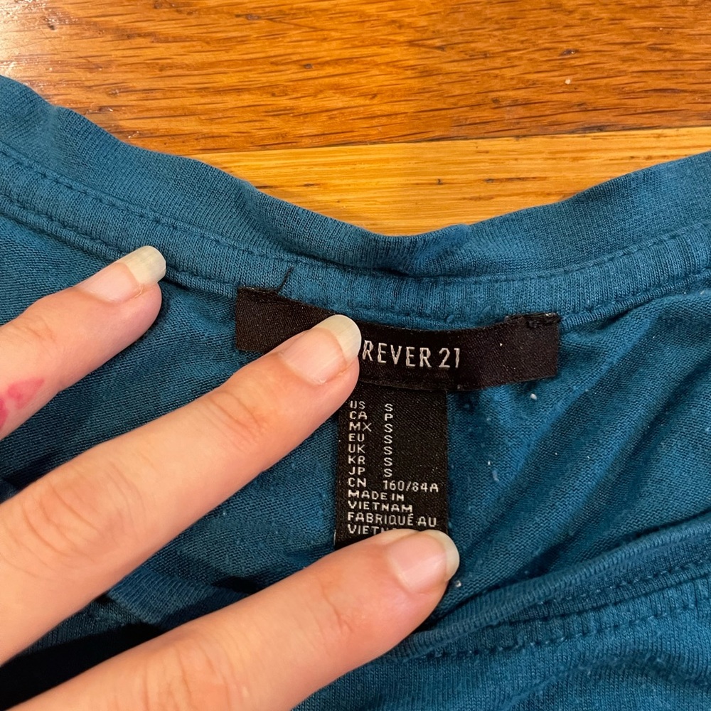 Forever 21 Crop Top - Picture 3 of 5